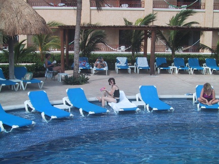 Erynn Resort Sunchair